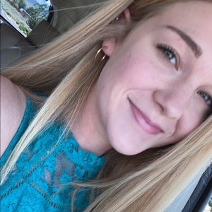 Meet your Posher, Alyssa